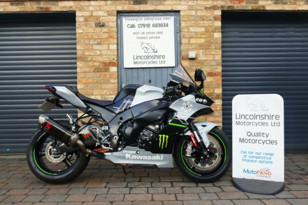 24 KAWASAKI ZX10 R NINJA