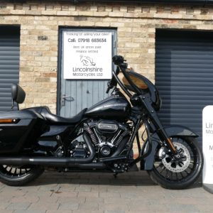 19 HARLEY DAVIDSON FLHRXS ROAD KING SPECIAL