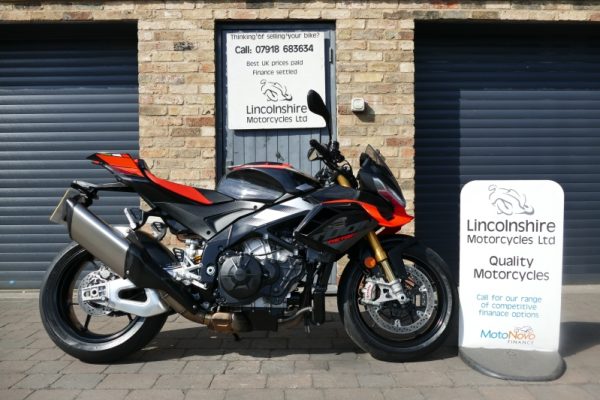 25 APRILIA TUONO 1100 V4 FACTORY (25)