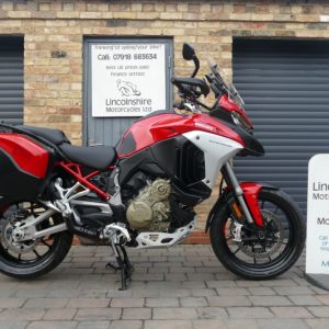 22 DUCATI MULTISTRADA V4S TRAVEL RADAR
