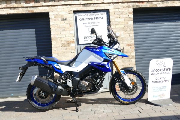 24 SUZUKI V-STROM DL 1050 DE