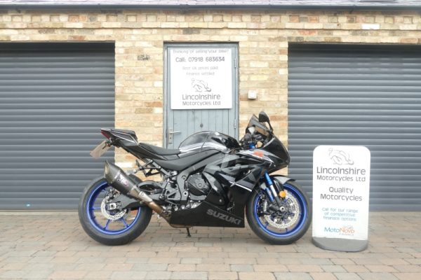 18 SUZUKI GSXR 1000R