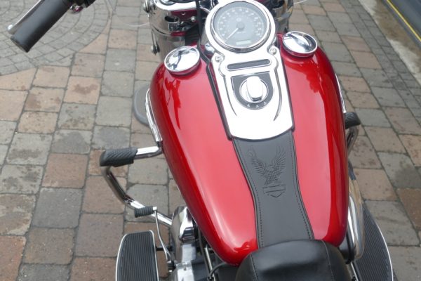 14 HARALEY DAVIDSON SWITCHBACK 103