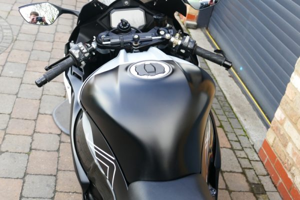 24 KAWASAKI ZX10 R NINJA