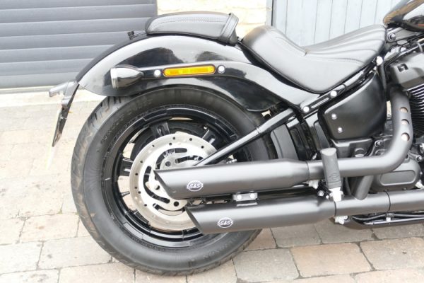 73 HARLEY DAVIDSON STREET BOB 114