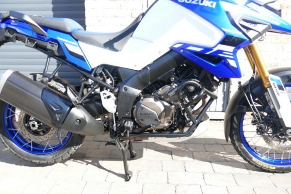 24 SUZUKI V-STROM DL 1050 DE